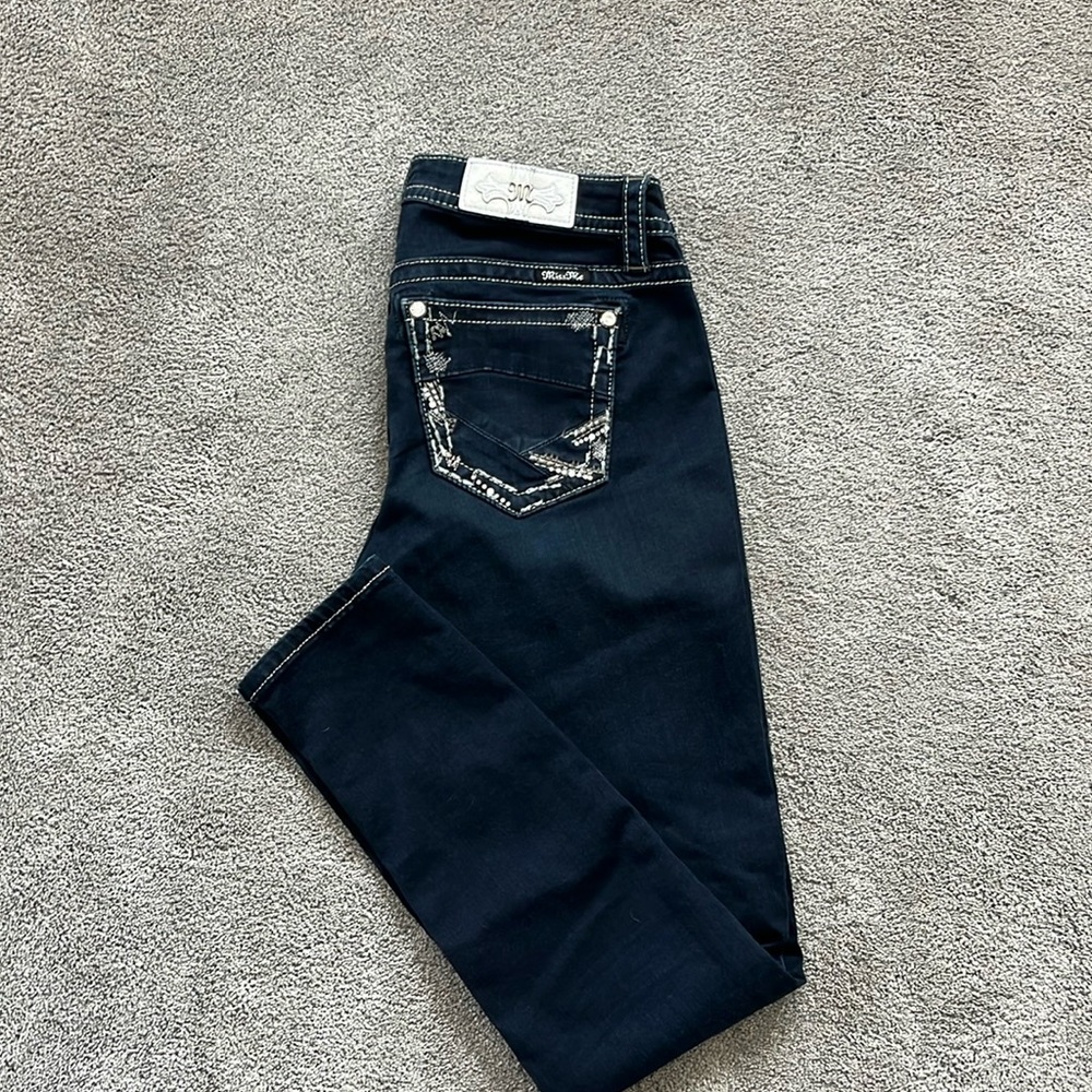 Women’s Miss Me Mid-Rise Easy Skinny